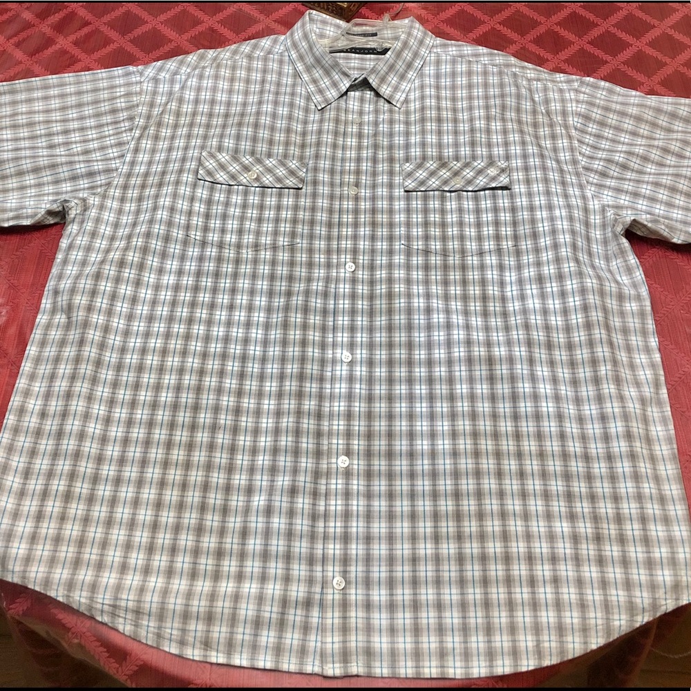 Sean John short sleeved plaid shirt